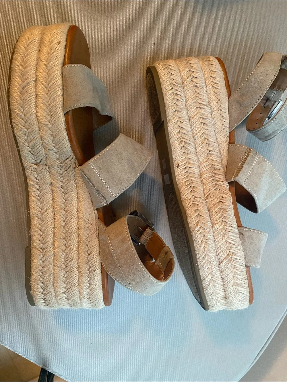 American Eagle Outfitters tan suede espadrille wedge sandals - size 7